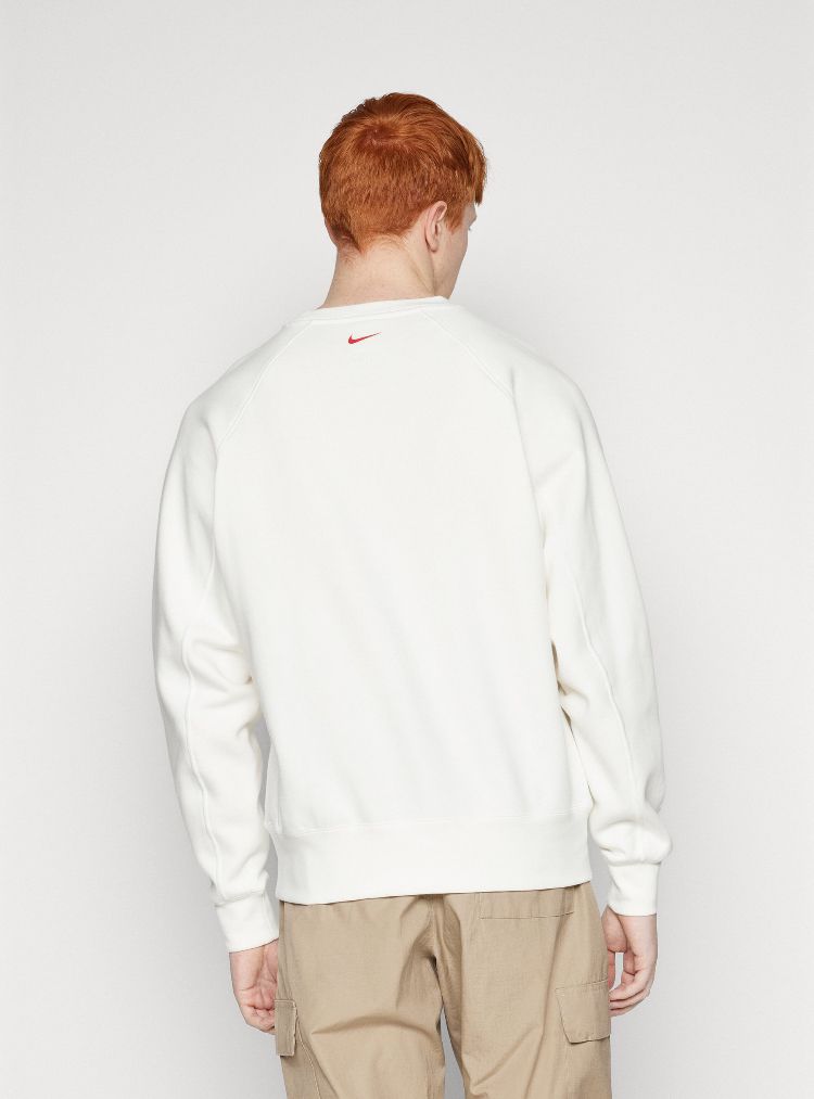 Nike Sportswear
Felpa- coconut milk