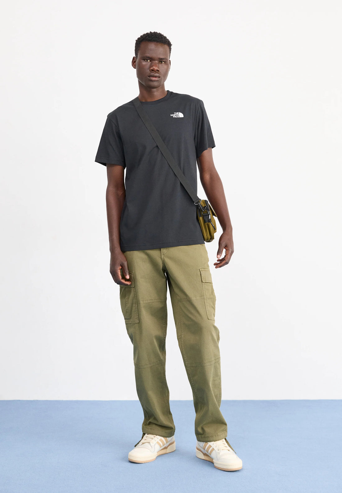 THE NORTH FACE VERTICAL TEE BLACK