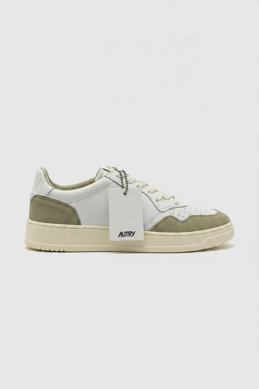 Autry Sneaker Bassa Bianca e Oliva Pelle e Suede