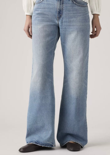 Levi’s Loose Boot