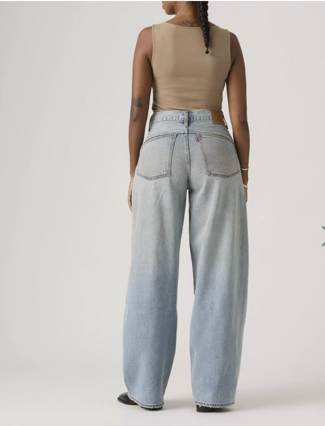 JEANS Levi’s BARREL SUPER BAGGY