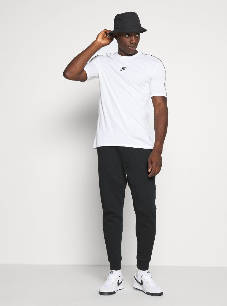 Pantalone Nike Tech